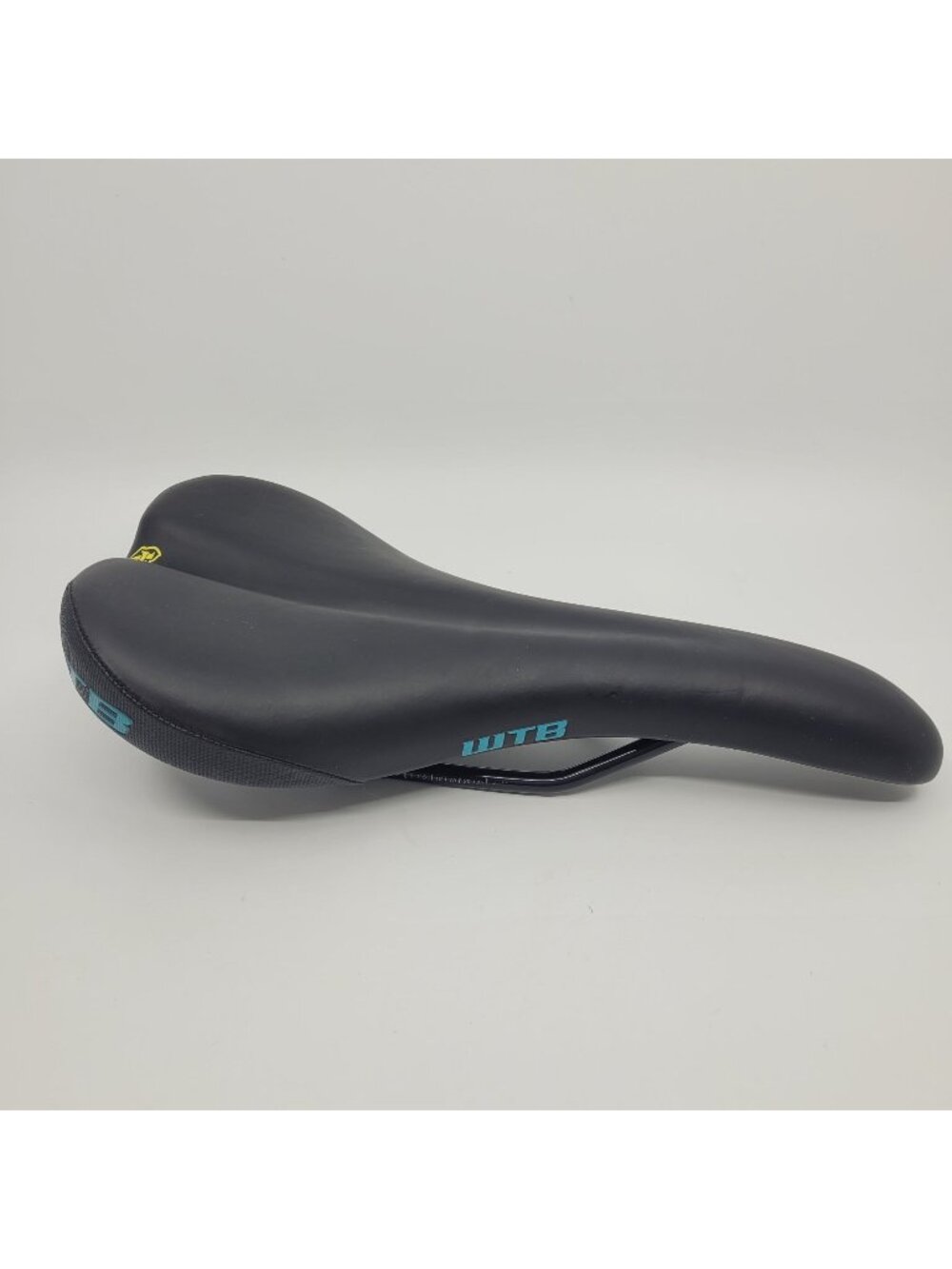 WTB VOLT Wilderness Trail Bikes Mountain Bike Saddle Narrow 135mm Chromo Rails